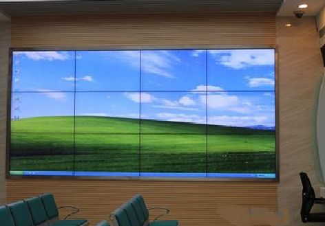 留坝液晶拼接屏的另类用法。